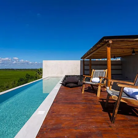 Luxury Beachfront 3br Apartment