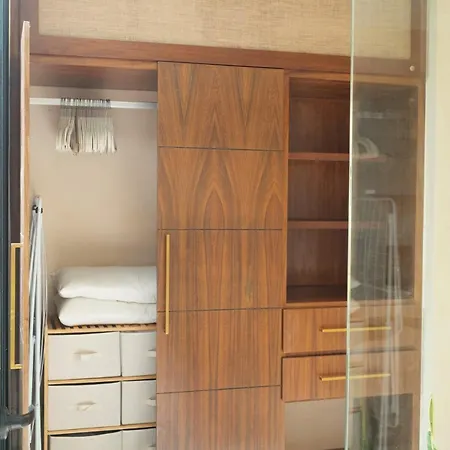 New Jungle Retreat 1br2ba Garden Private Pool Apartment
