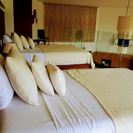 Sunloft Premium Jardin Privado 6p Apartment