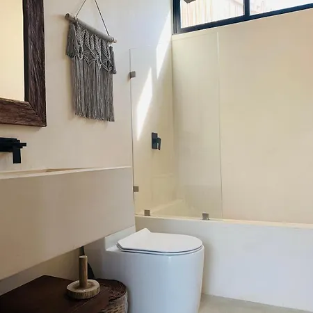 Modern Retreat Rooftop Pool Apartment Tulum