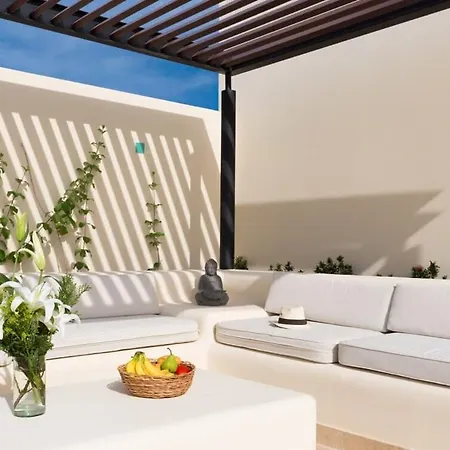 Penthouse 3br Only 1 Mile From * Tulum