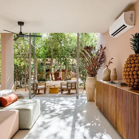Chic Wrestaurant, Yoga, Coworking Areas