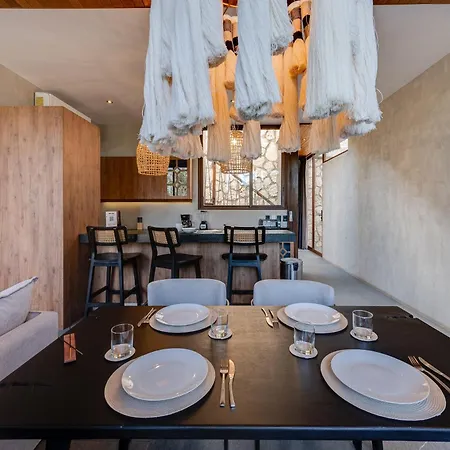 Apartment Nomad Humans Residences