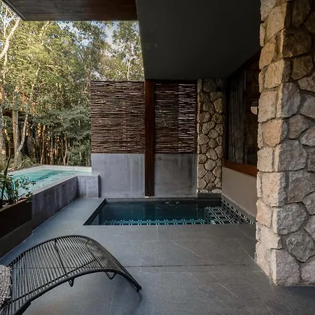 Apartment Nomad Humans Residences