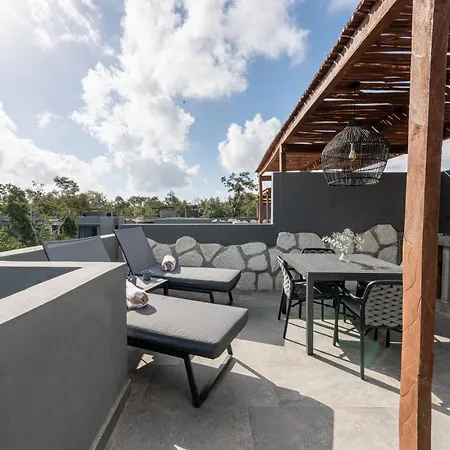 Nomad Humans Residences Apartment
