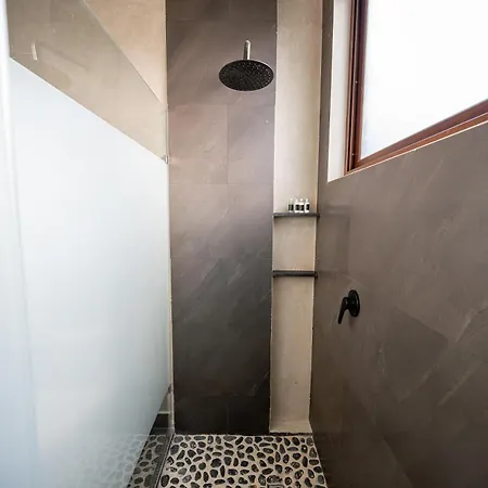 Nomad Humans Residences *