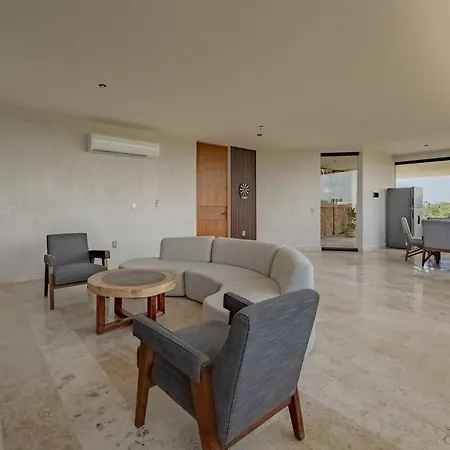 Tropical Penthouse 2br And Jacuzzi Apartment Tulum