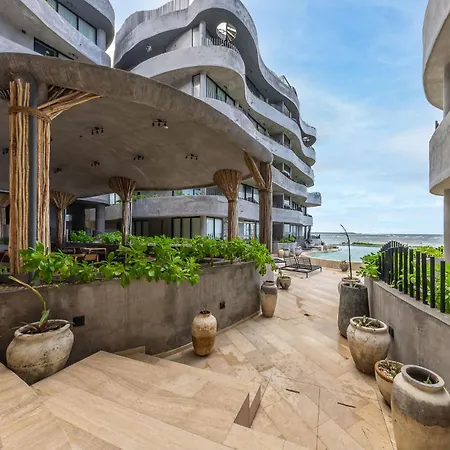 Oceanfront 4br Duplex In Maiim Tankah With Pool , & Gym Apartment Tulum