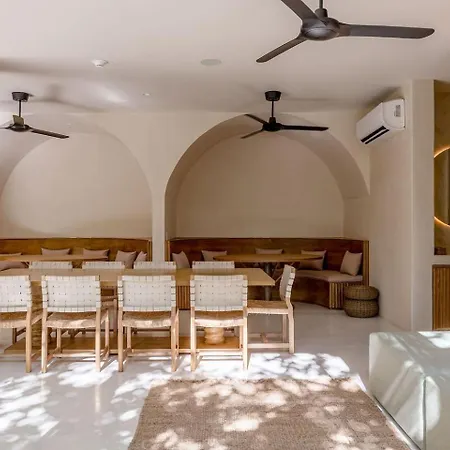 Chic Wrestaurant, Yoga, Coworking Areas *