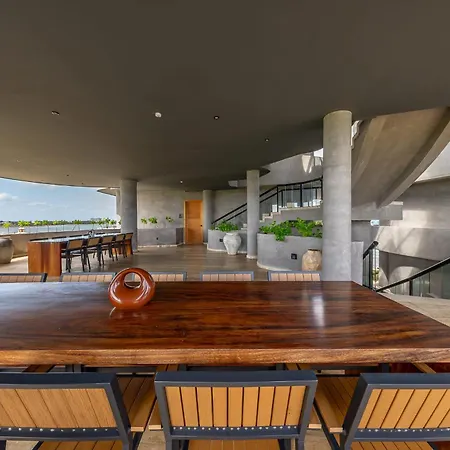 Oceanfront 4br Duplex In Maiim Tankah With Pool , & Gym *