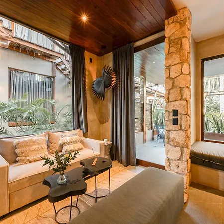 Nomad Humans Residences Apartment *