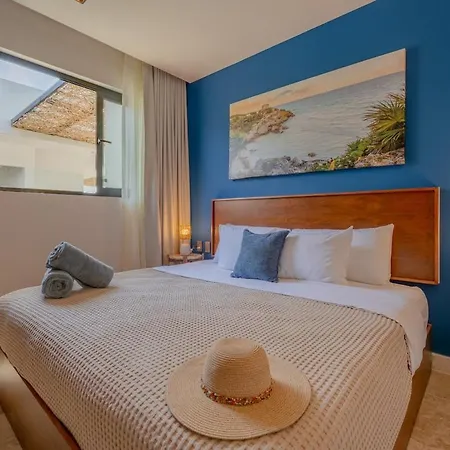 Apartment Tropical Penthouse 2br And Jacuzzi
