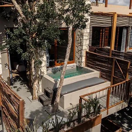 Nomad Humans Residences