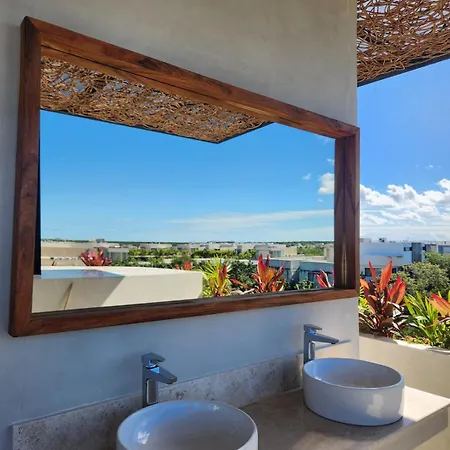 Tropical Penthouse 2br And Jacuzzi Tulum