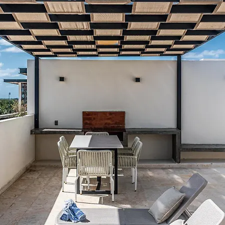 Bt Homes - Lujoso Ph, Naturaleza & Piscina Privada *