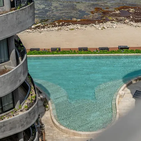 Oceanfront 4br Duplex In Maiim Tankah With Pool , & Gym Apartment