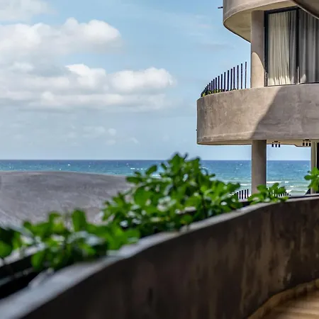 Apartment Oceanfront 4br Duplex In Maiim Tankah With Pool , & Gym Tulum