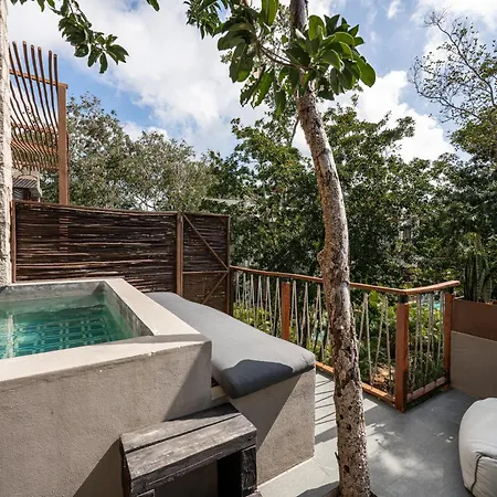 Nomad Humans Residences