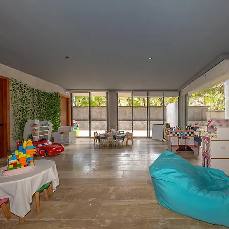 Oceanfront Luxury 3br In Tankah With Private Apartment *