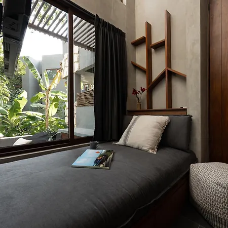Apartment Nomad Humans Residences