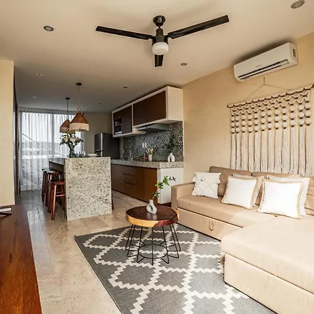 Bt Homes - Lujoso Ph, Naturaleza & Piscina Privada