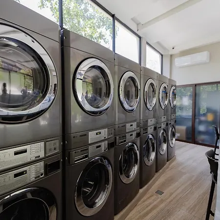 Art House - Filtered Water & 2 Free Clubs Zone Apartment *