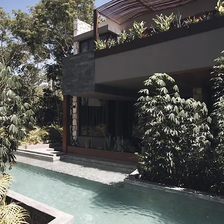 Nomad Humans Residences *