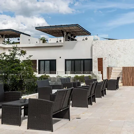 Bt Homes - Lujoso Ph, Naturaleza & Piscina Privada *