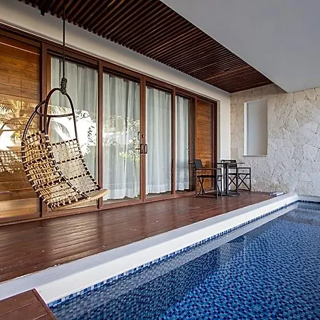 Hotel Tago By G