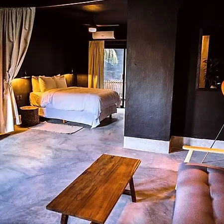 Aroma & Club Hotel
