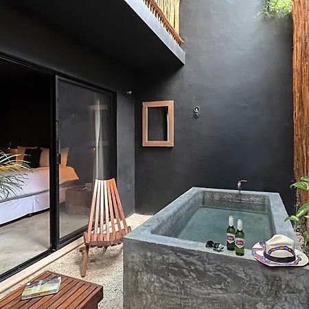 Aroma & Club Tulum