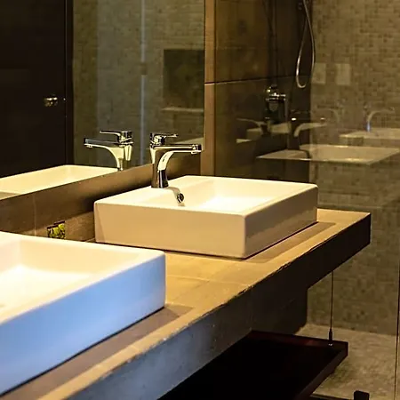 Zendero Hotel 4*