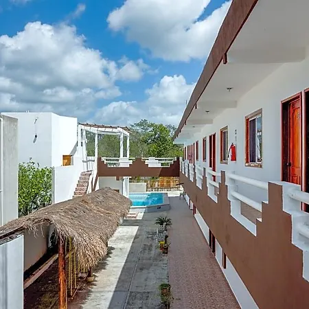 Hotel Oyo Palma Real