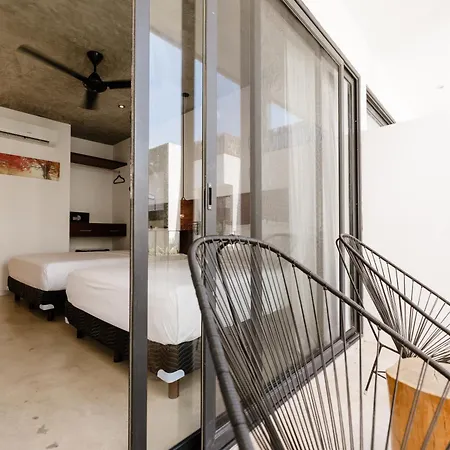 Hotel Zendero