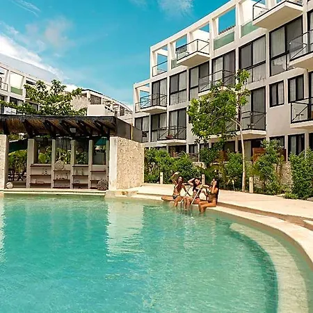 The Waves Hotel Tulum