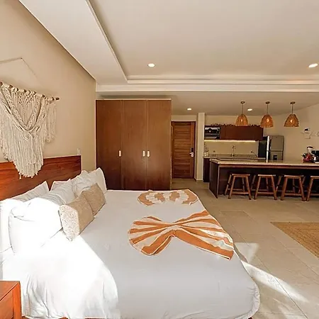 The Waves 4*