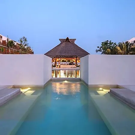 Wyndham Hotel 4*