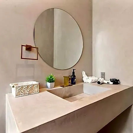 M11 Casa Leto - Luxury In Gated Community Inn *