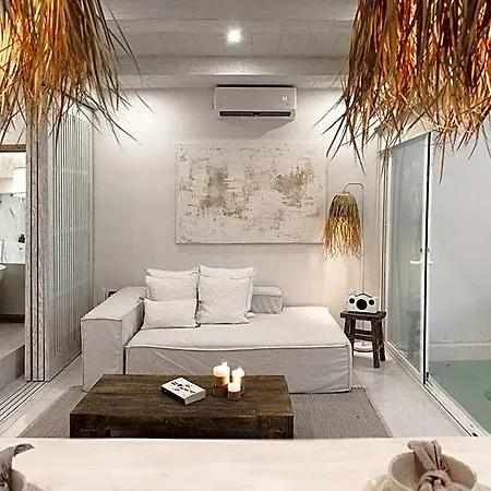 Jungle Luxe