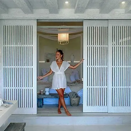 Jungle Luxe Hotel