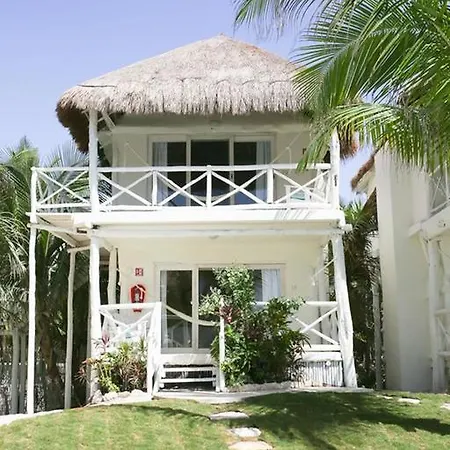 Hotel Viento De Mar 4*