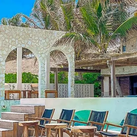 Amansala And Hotel 4*