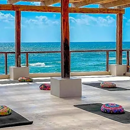 Hotel Amansala And