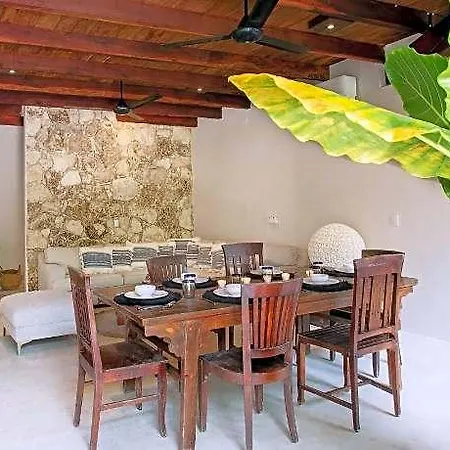 Hotel Amansala And Tulum