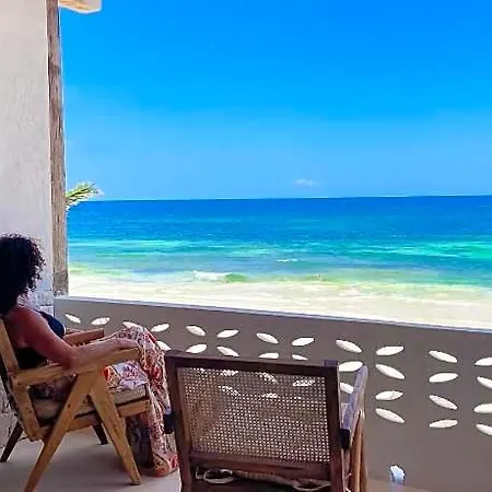 Amansala And Hotel 4*
