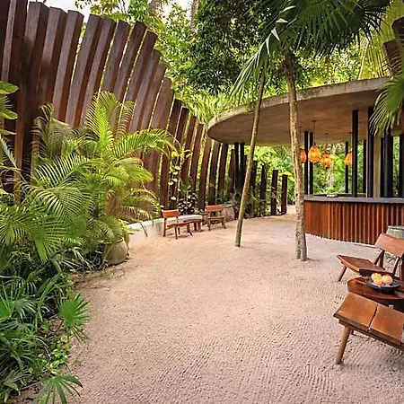 Secrets And Club (adults Only) Hotel 4*