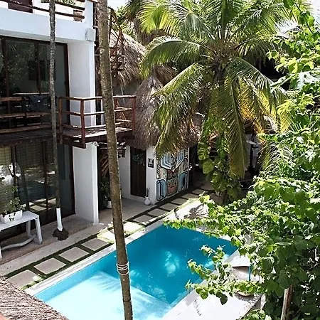 Residencia Gorila Hotel