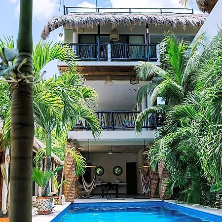 Hotel Lechuga De Mar Relaxing Getaway &pool 3*