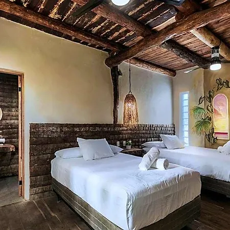 Hidden Treehouse Eco-hotel Hotel