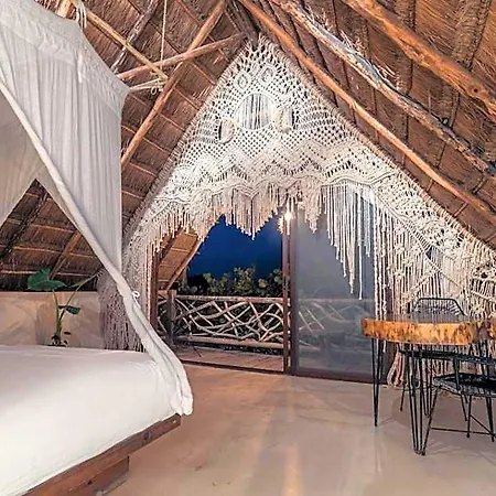 Hidden Treehouse Eco-hotel Hotel 4*